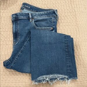 American Eagle Outfitters Women's High-Rise Kick Boot Crop